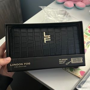 London Fog zip-around wristlet wallet